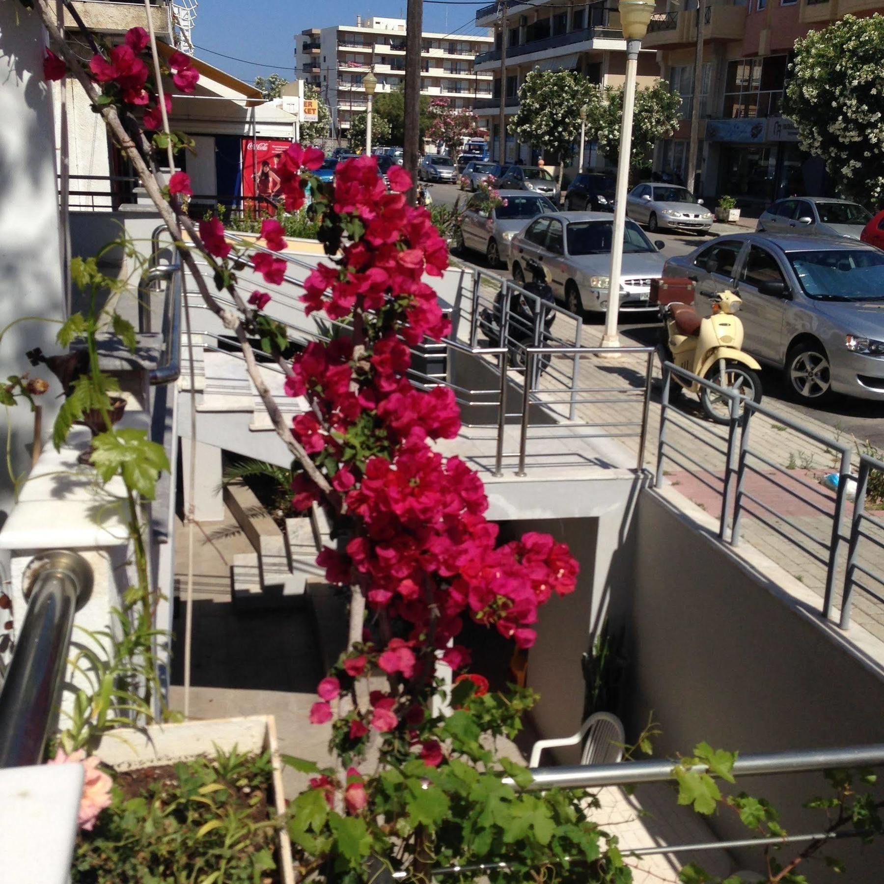 Rhodes City Zefyros Hotel מראה חיצוני תמונה