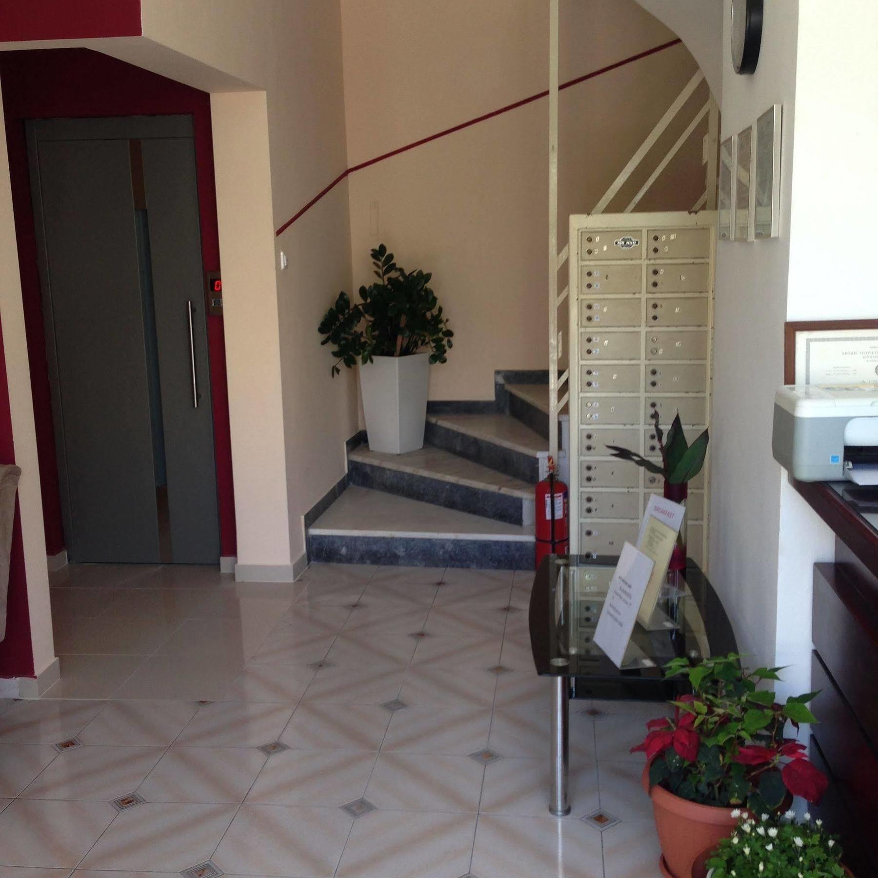 Rhodes City Zefyros Hotel מראה חיצוני תמונה